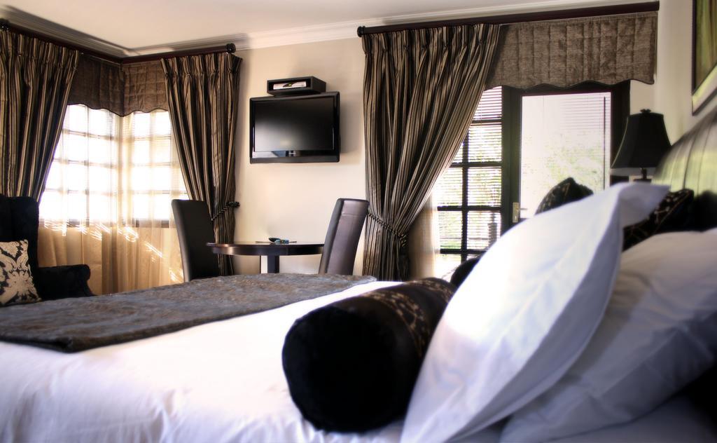 @The Villa Guest House Bloemfontein Kamer foto